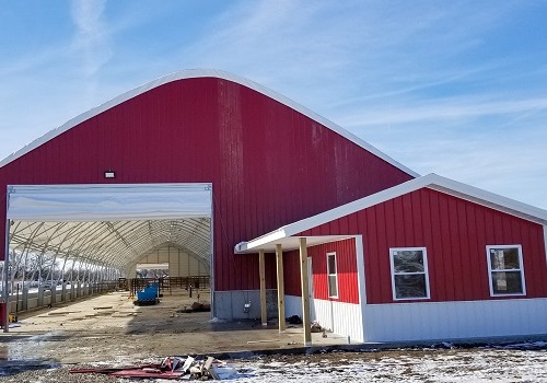 A metal building is seen. Greenfield Contractors builds Custom Metal Buildings in Bettendorf IA.